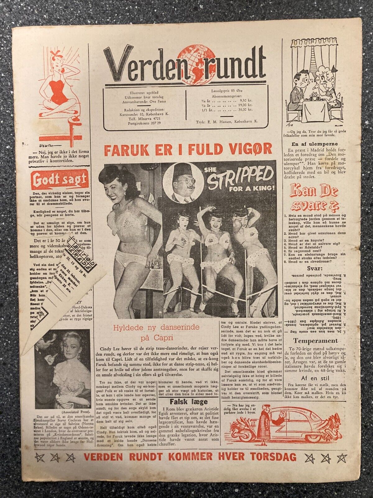 Marilyn Monroe + Mara Corday VERY RARE Danish Magazine 1956 "Verden Rundt"