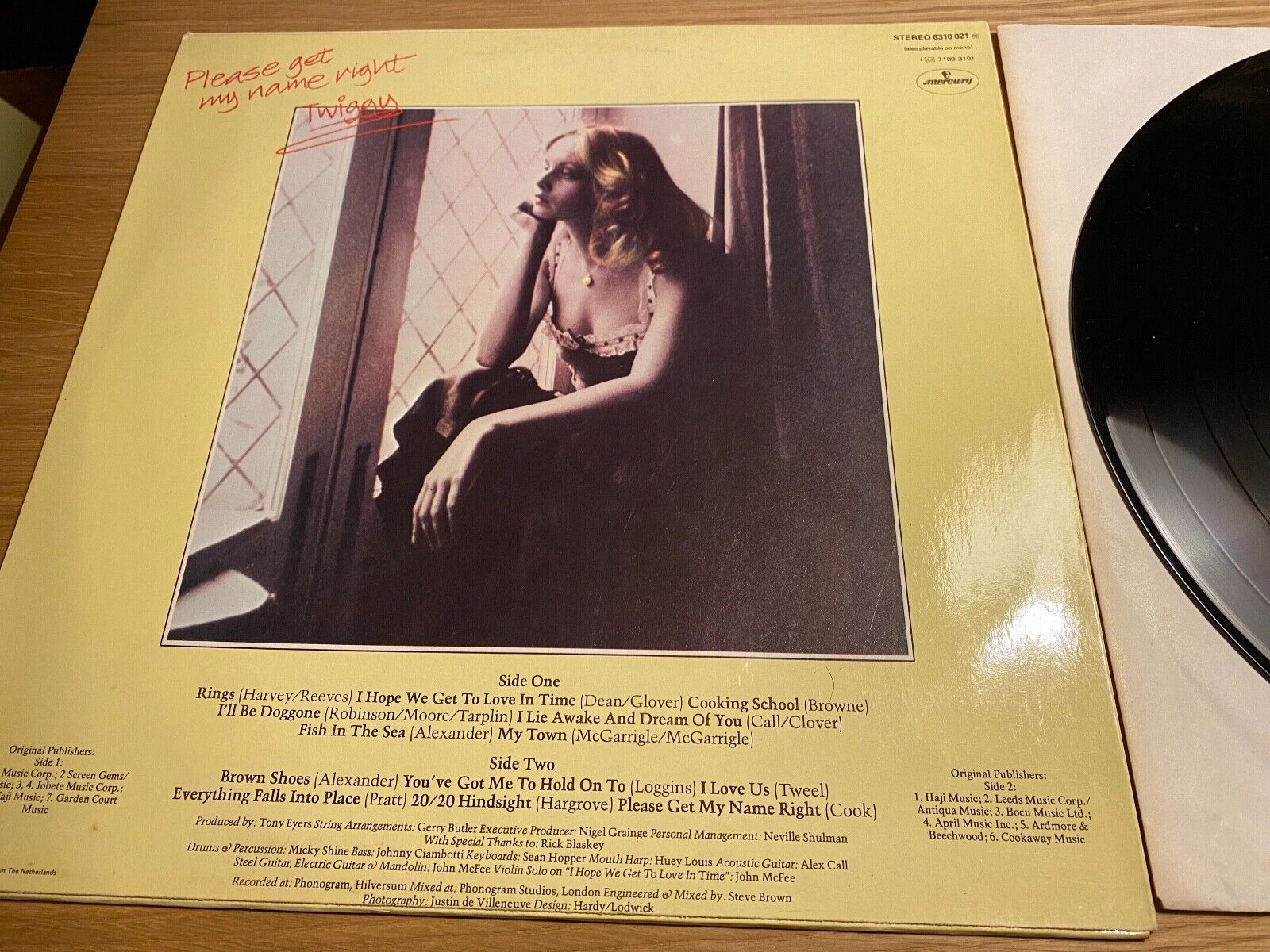 TWIGGY "PLEASE GET MY NAME RIGHT" 1977 MERCURY RECORDS DUTCH PRESS LP 13 TRACKS*