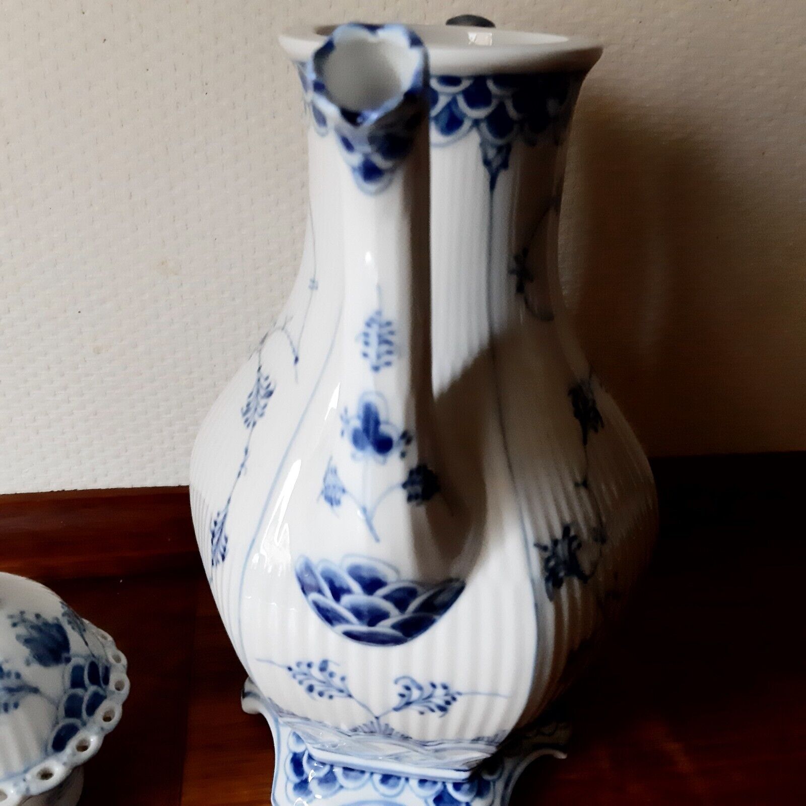 Large Hexagonal Coffee Pot BLUE FLUTED FULL LACE # 1-1202 Royal Copenhagen 1964