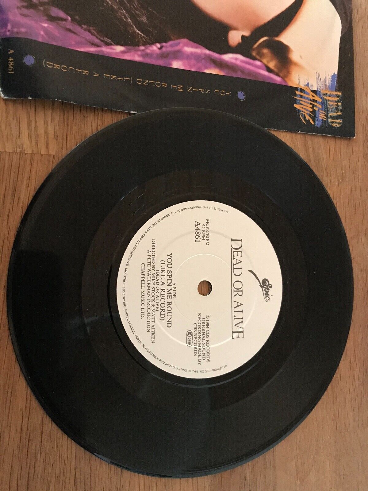 DEAD OR ALIVE "YOU SPIN ME ROUND (LIKE A RECORD)" ENGLAND1984 EPIC CBS VINYL 7"