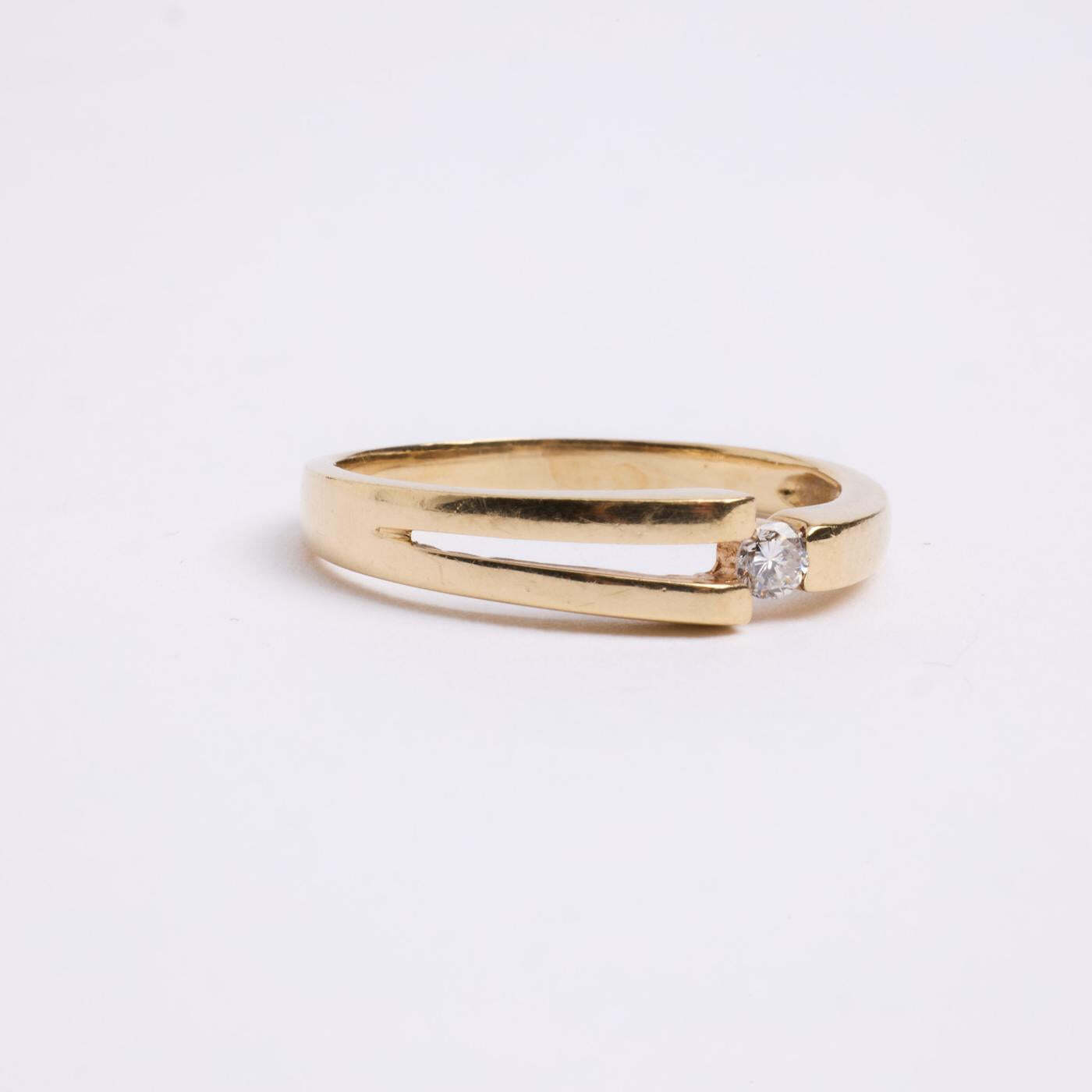 Ring with diamond (003 ct) in 14K Gold size 6½ - 6¾ | Real Genuine