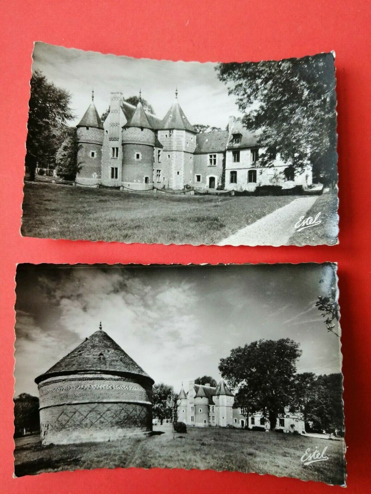 2 Vintage Postcards FranceAUBERVILLE-LA-MANUELLe Chateau et le Pigeonnier