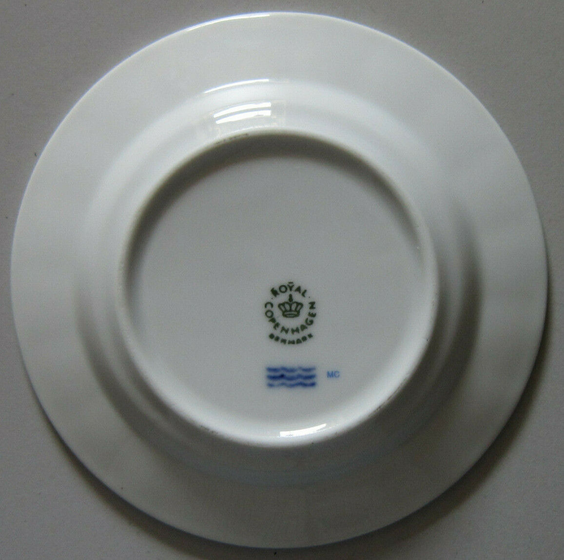 Royal Copenhagen Navy Christmas Plate - Ashtray Porcelain 1995 12 cm Liberation