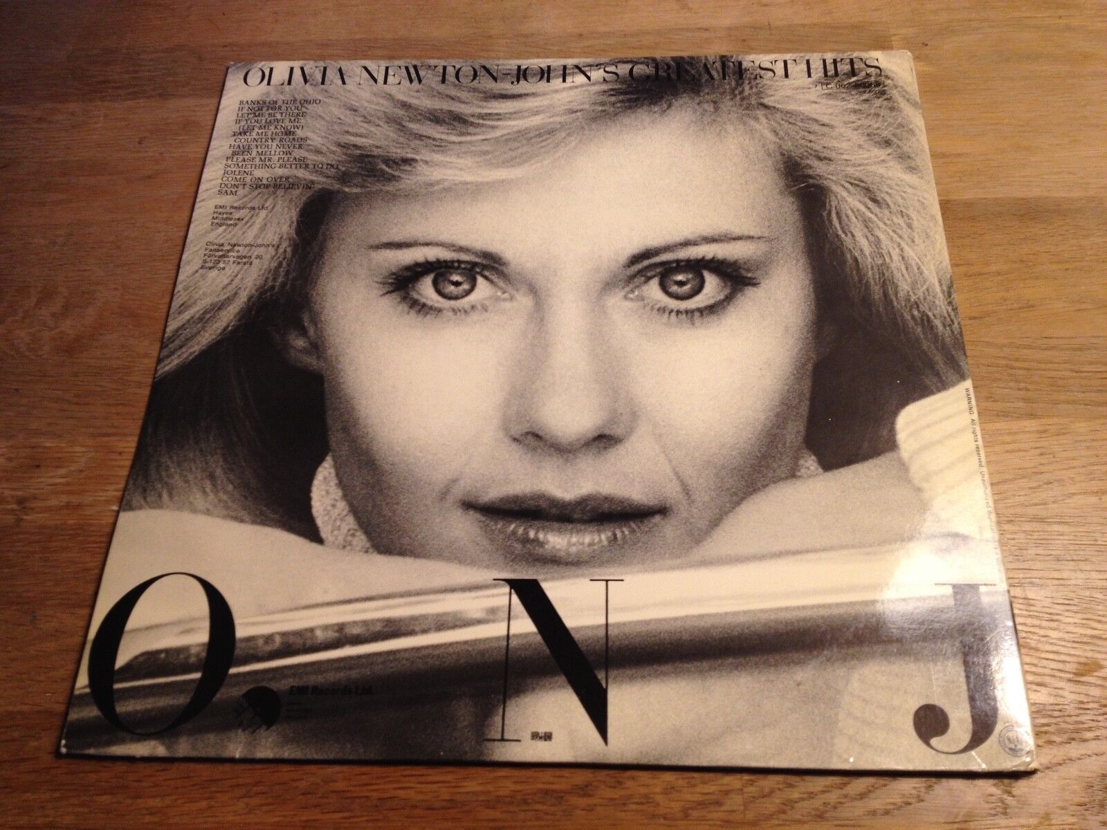 OLIVIA NEWTON-JOHN "GREATEST HITS" EMI RECORDS 1976 NCB VINYL LP SWEDEN