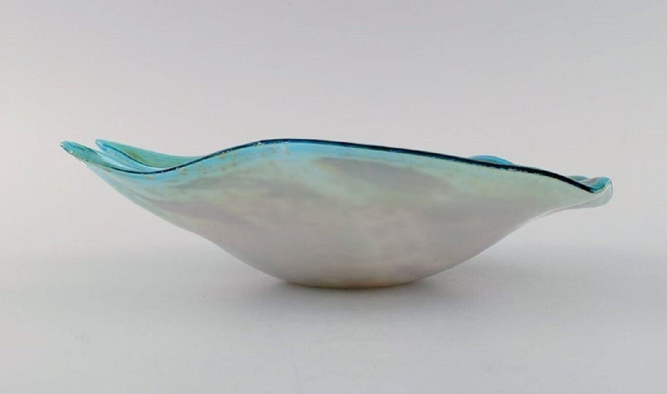 Organically shaped Murano bowl in polychrome mouth-blown art glass