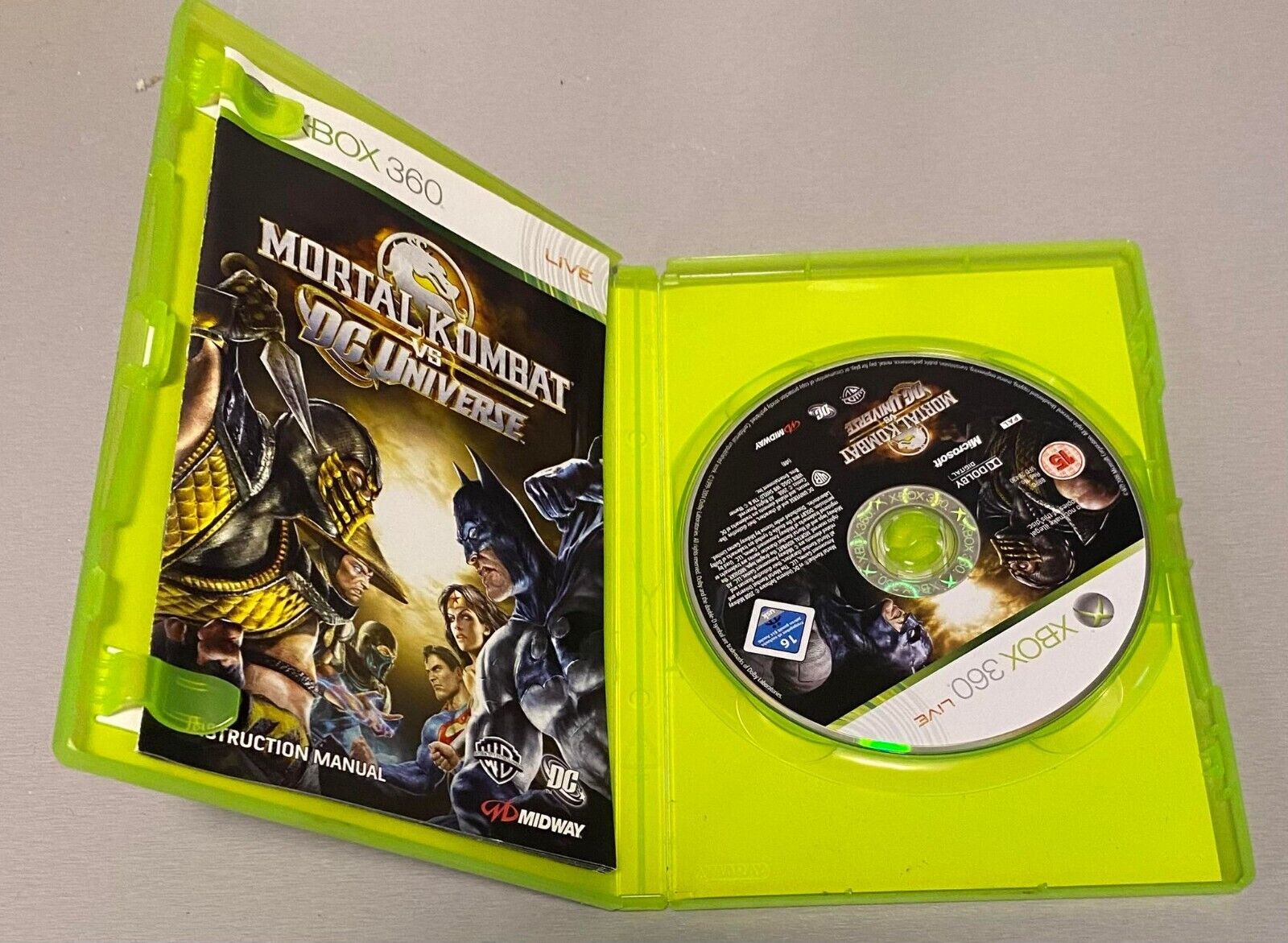 Mortal Kombat vs DC Universe XBOX 360 (Complete)