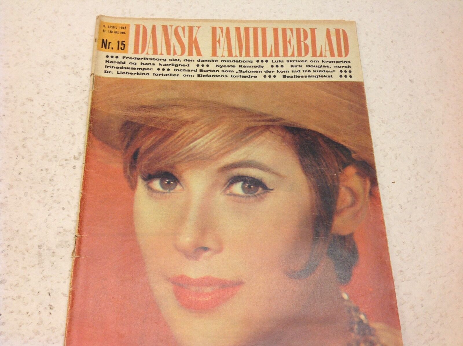 Jill St John Front Cover Photo Vintage Danish Magazine 1965 Dansk Familieblad