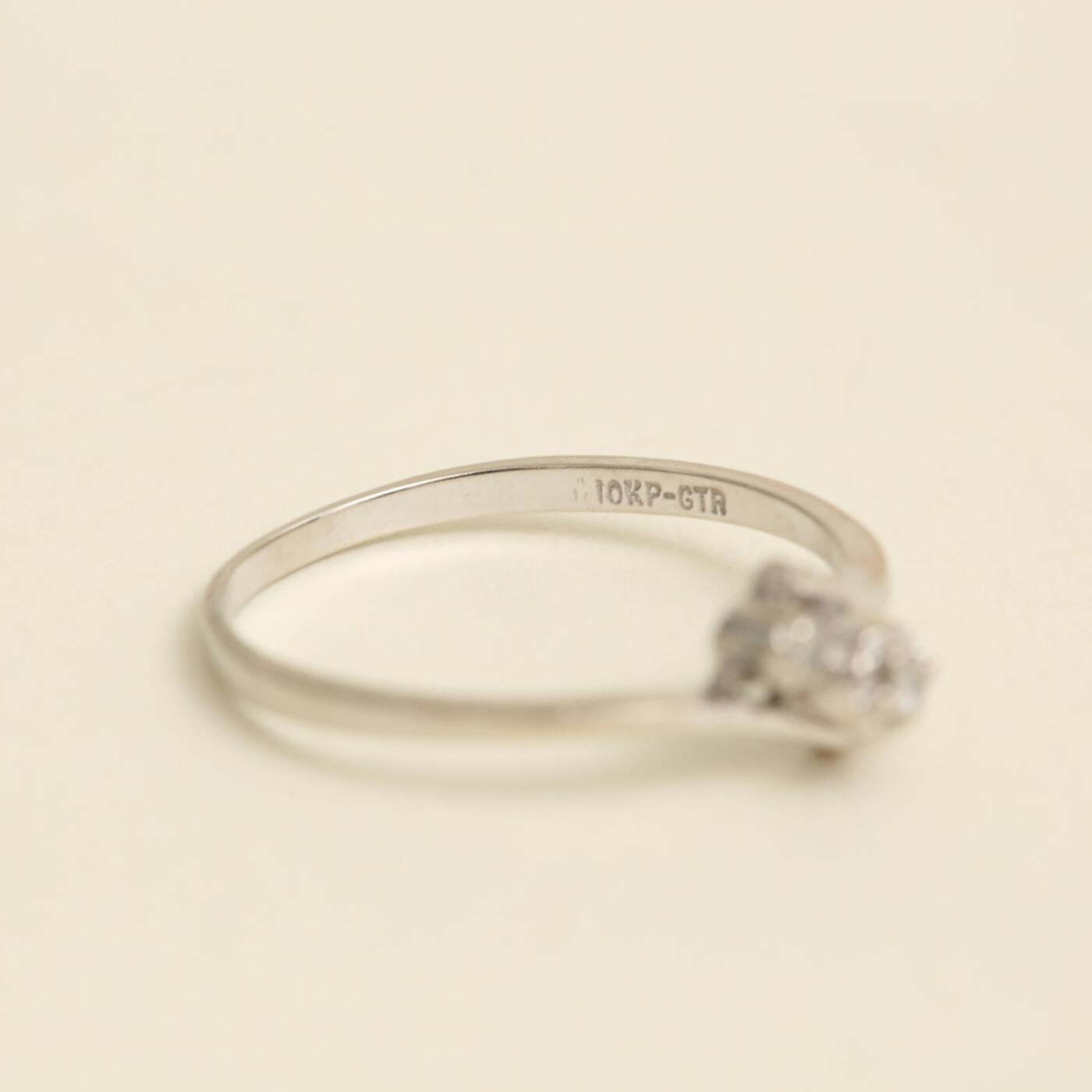 Ring with diamond (0032 ct) in 8K White gold size 5¾ | Real Genuine