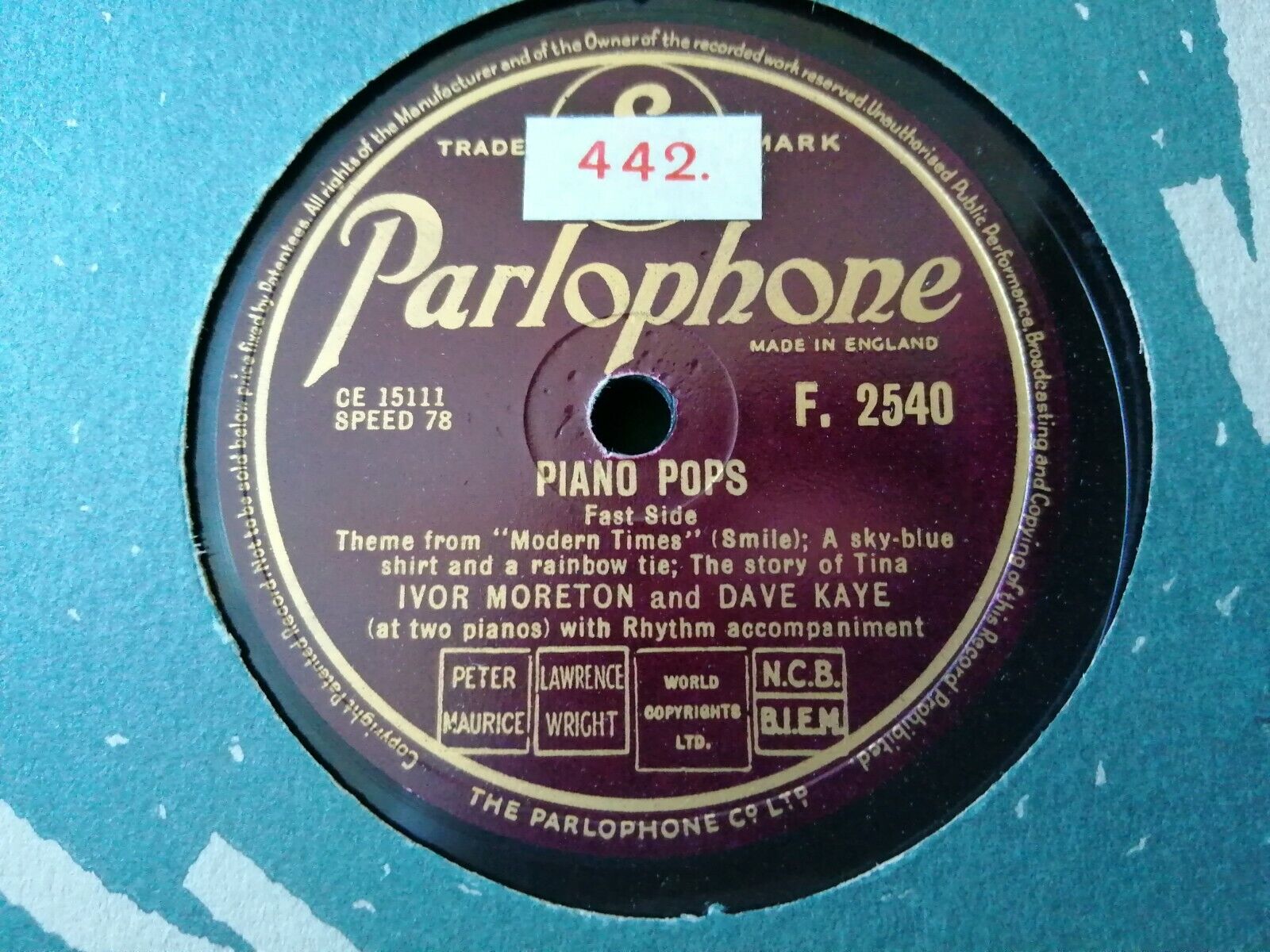 78 rpmIVOR MORETON and DAVE KAYEPiano PopsTwo Pianos Parlophone F2540