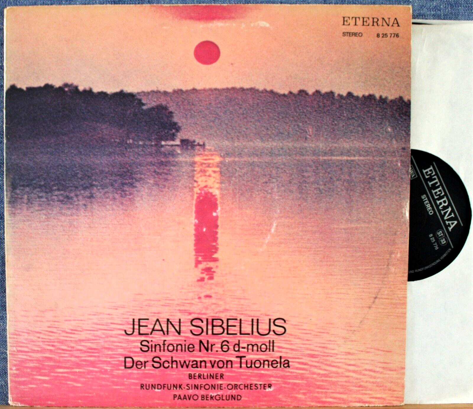 Berglund Sibelius (Symphony 6; Swan of Tuonela) Eterna 8 25 776 NM(-)