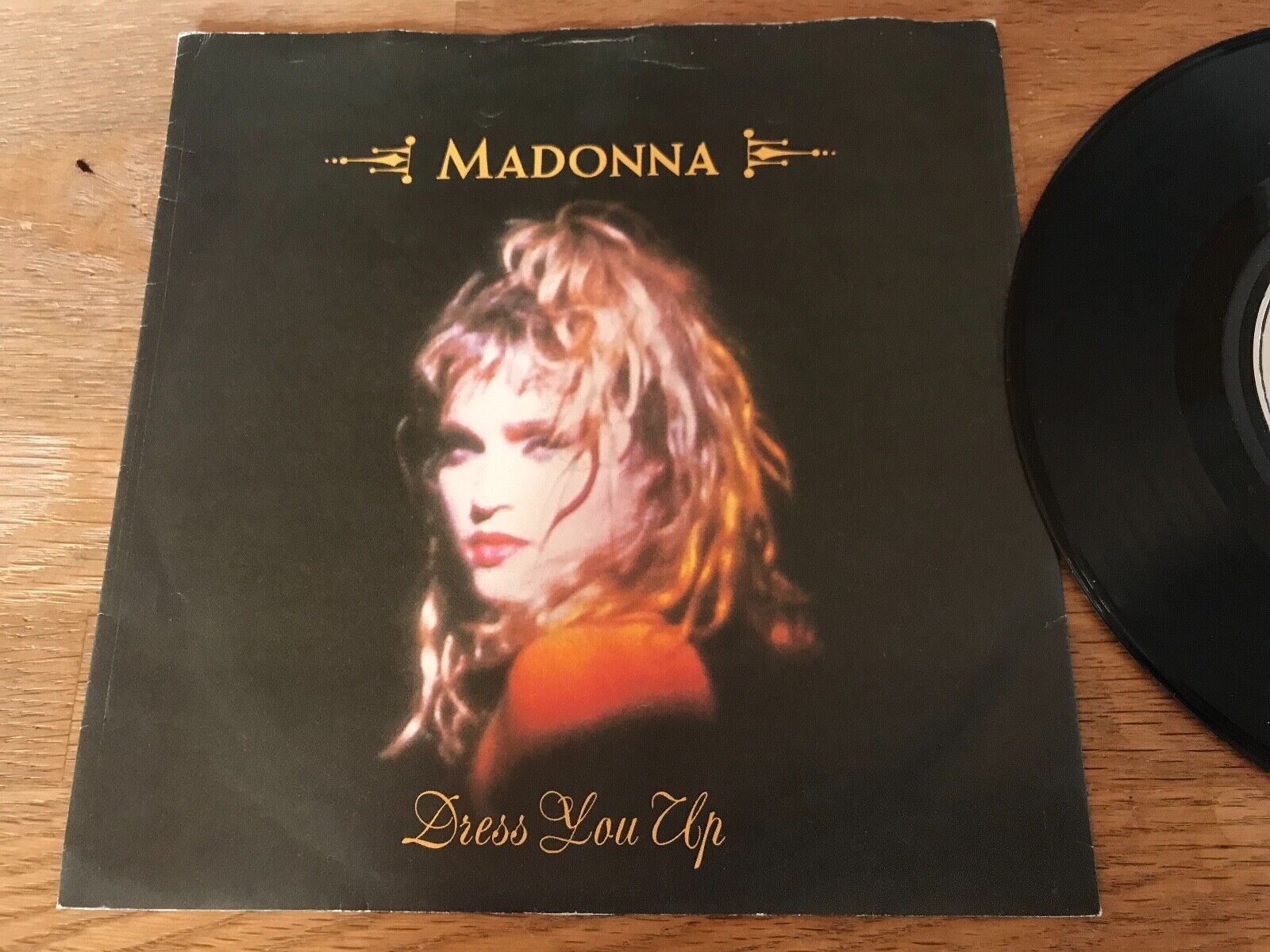 MADONNA "DRESS YOU UP / I KNOW IT" 1985 VINYL SINGLE SIRE RECORDS USED ENGLAND**