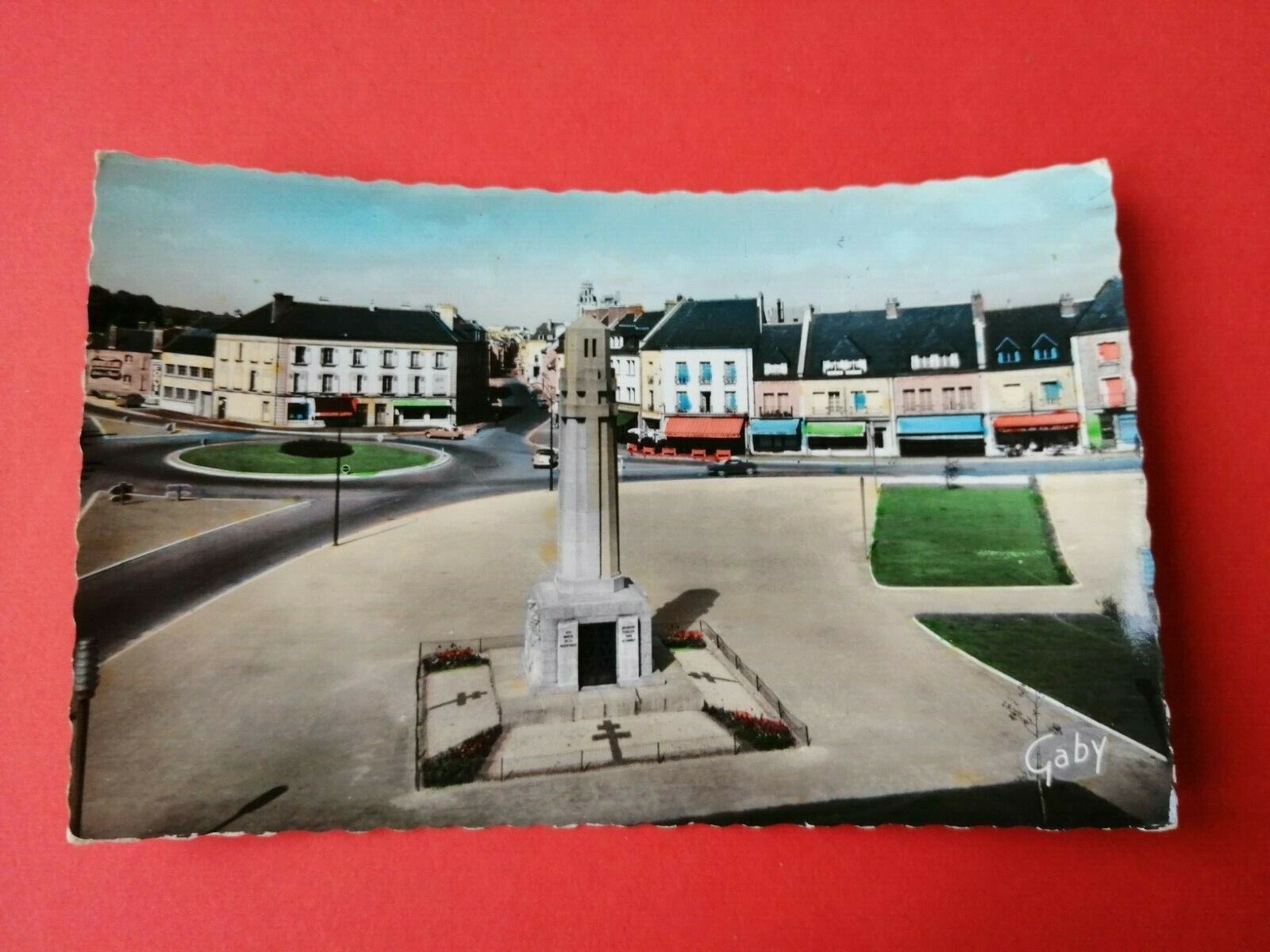 Vintage Postcard FranceARGENTANOrnePlace Général -Leclerck