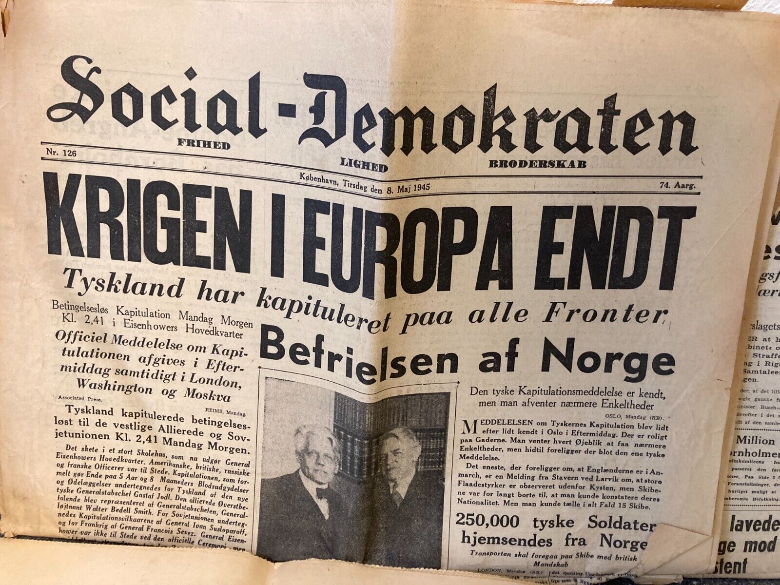 6x Pcs Danish WWII World War 2 Newspaper Lot 1944-45 "Social-Demokraten" Denmark