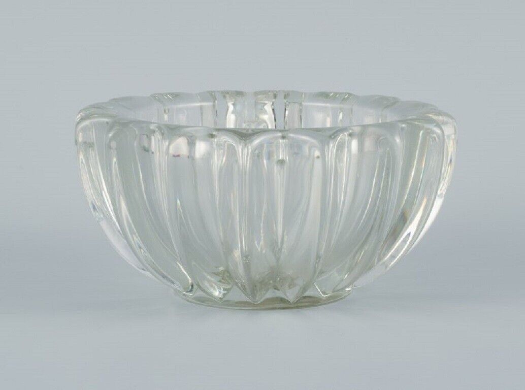 Pierre Gire (1901-1984) aka  Pierre d'Avesn Large bowl in clear art glass