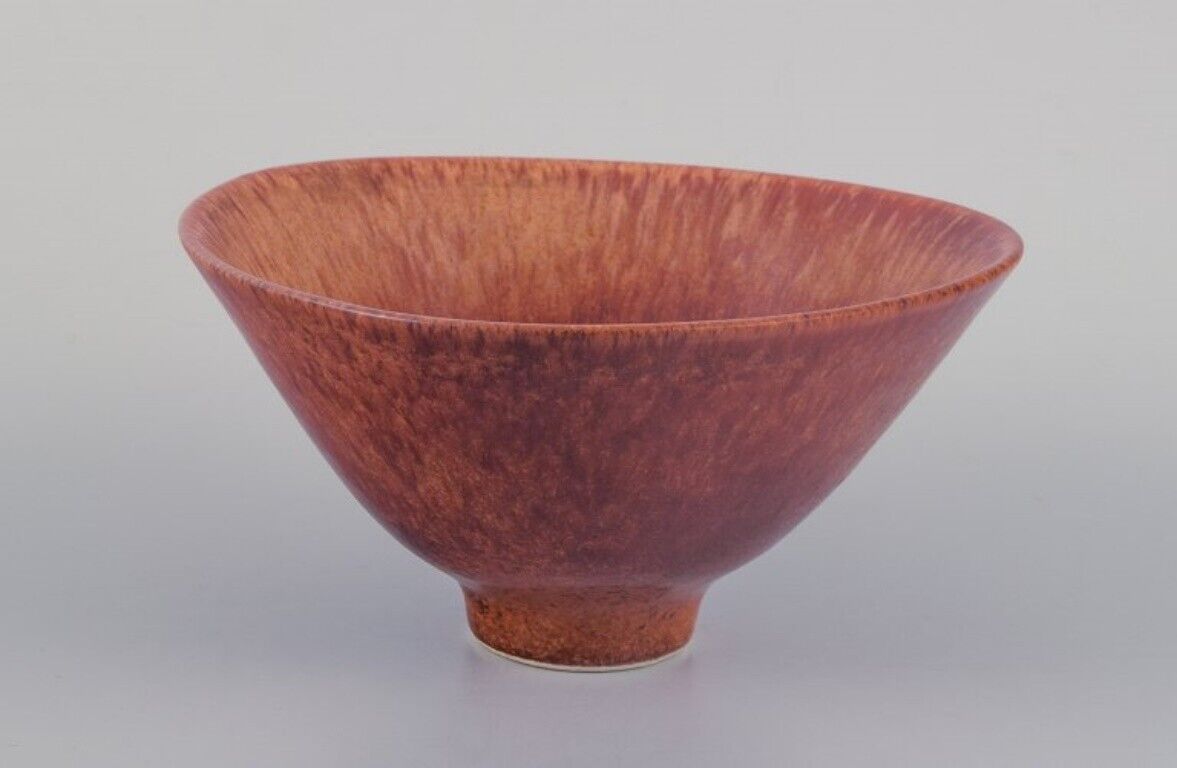 Carl Harry Stålhane for Rörstrand Ceramic bowl in shades of brown MId-20th C