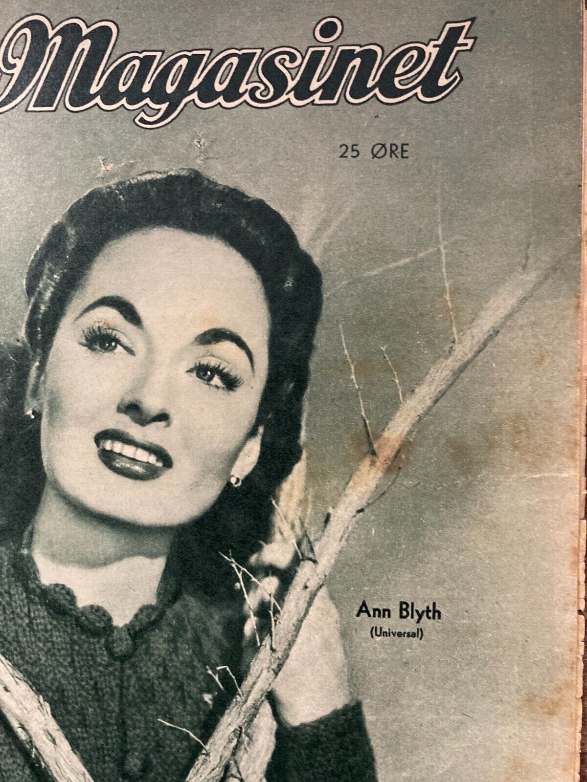 Ann Blyth Front Cover 1950s Complete Antique Danish Magazine "Uge-Magasinet"