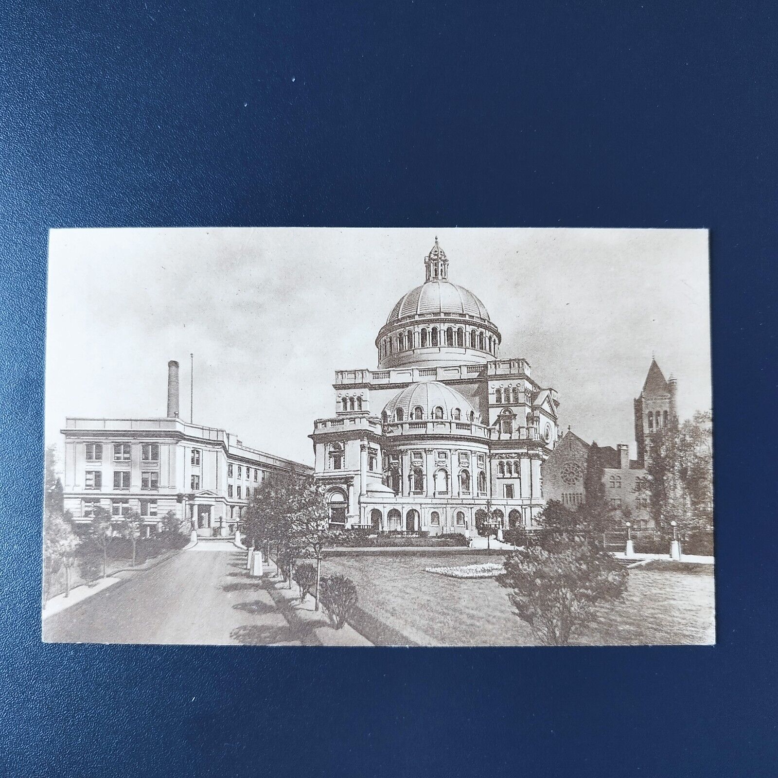 Massachusetts The First Church of Christ Scientistin  Boston