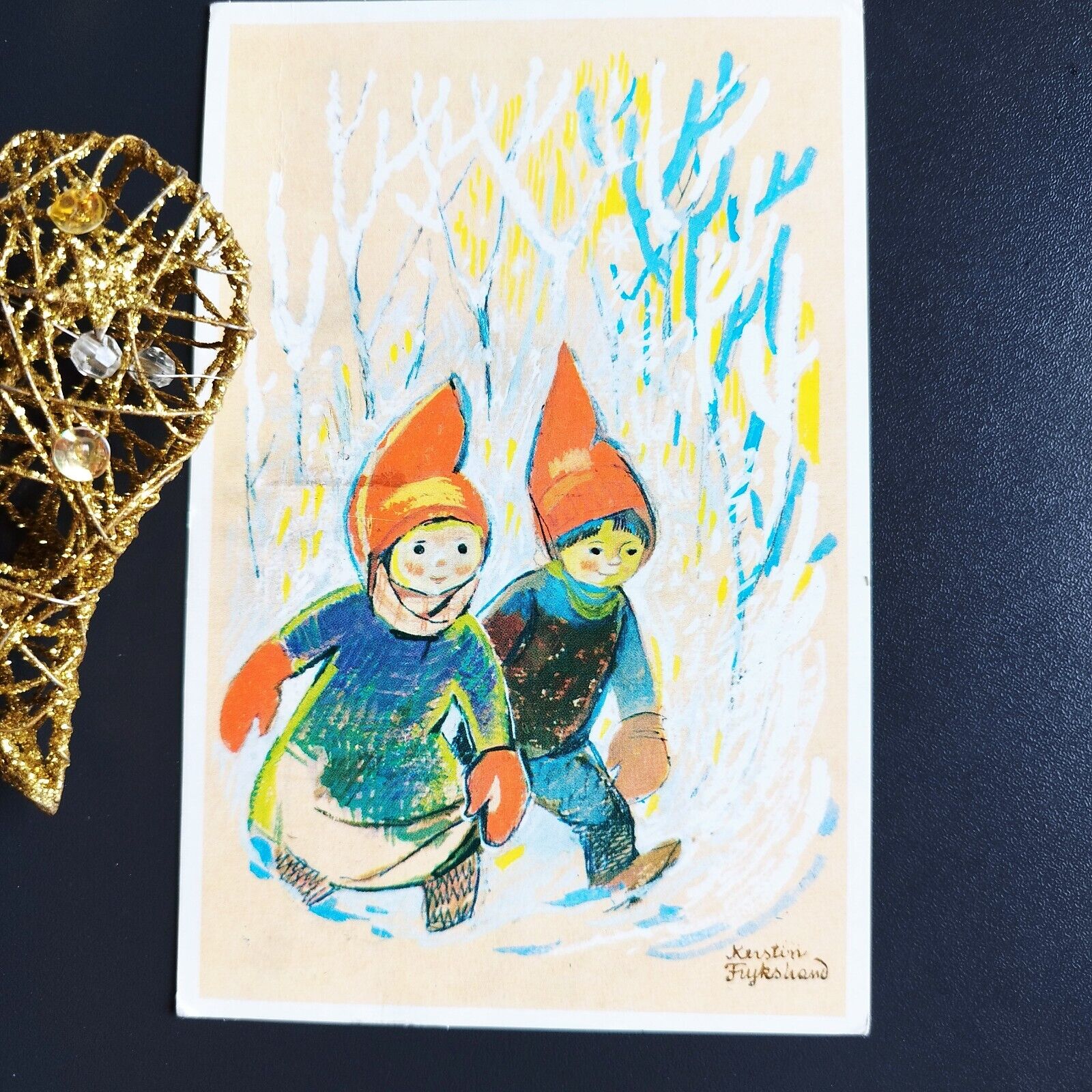 Vintage and collectible Danish Christmas card Posted  1965  ( no X89 )