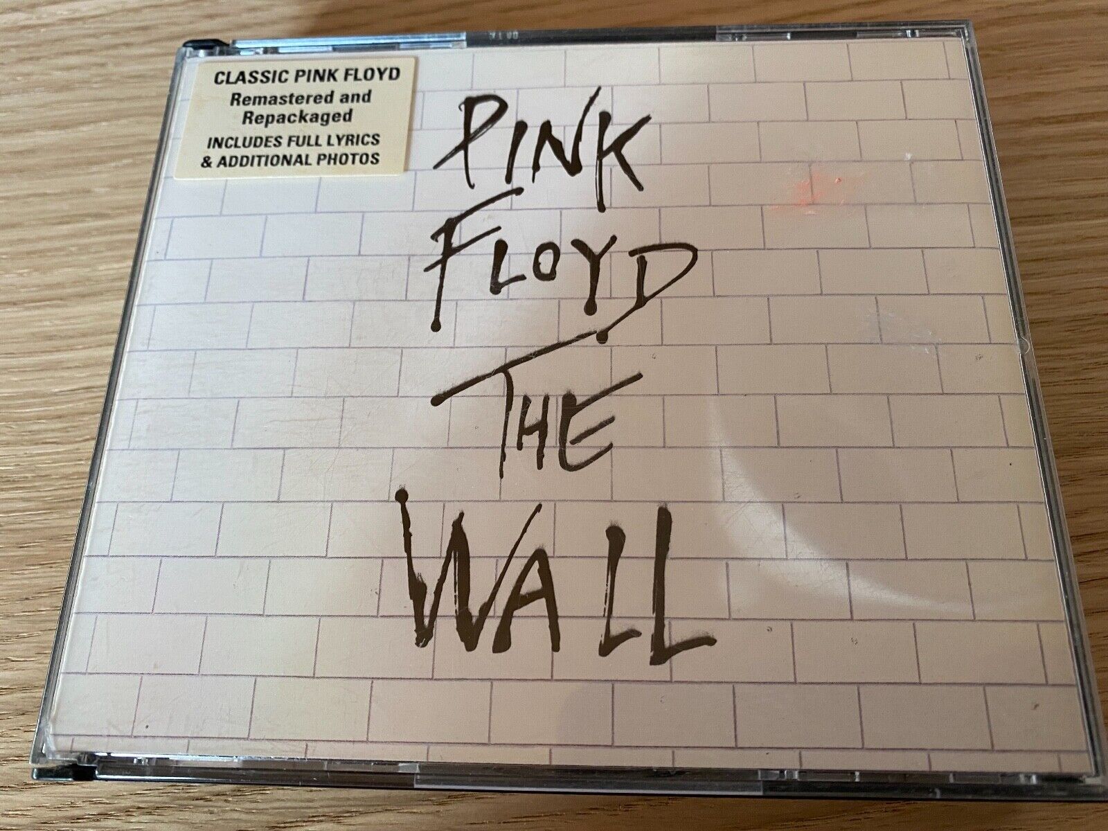 PINK FLOYD "THE WALL" 2 X CD ALBUM EMI UNITED KINGDOM 1994 DIGITAL REMASTER EMI*