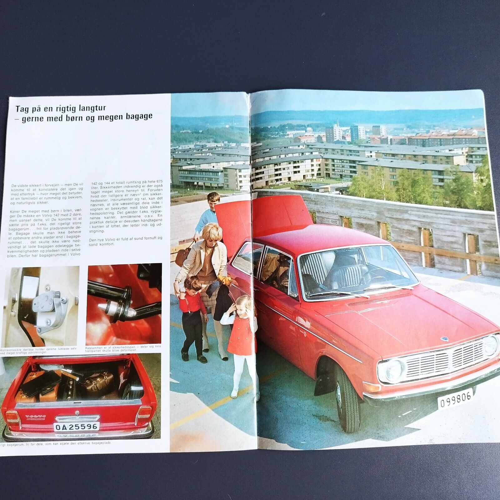 Danish catalog VOLVO 142 and 144  14 pages Great old catalog