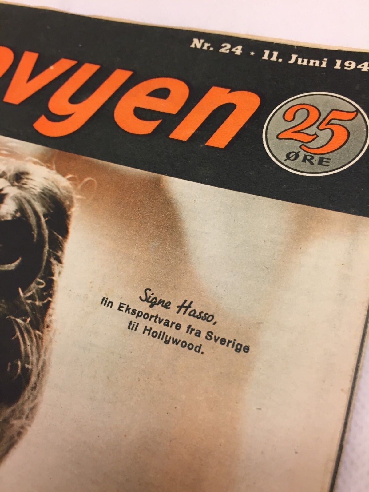 Signe Hasso On The Front Cover Danish Weekly Vintage Magazine Uge-Revyen 1946