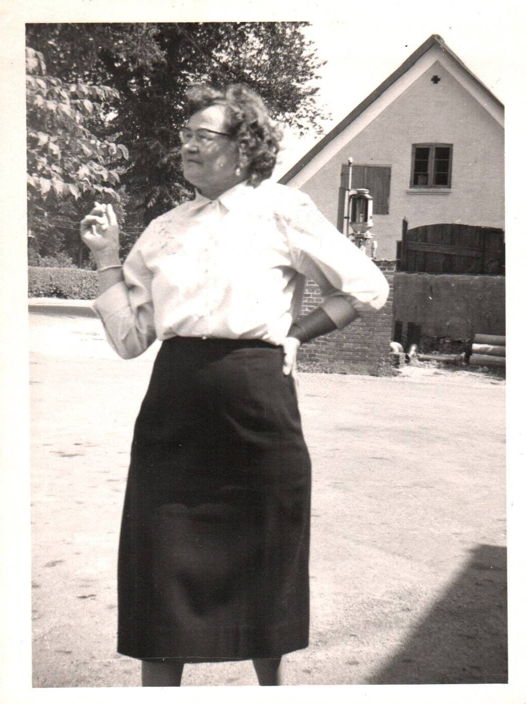 Woman Posing Daily Life in Denmark 1900 - 1950s Vintage Photo Small Size 11x8cm