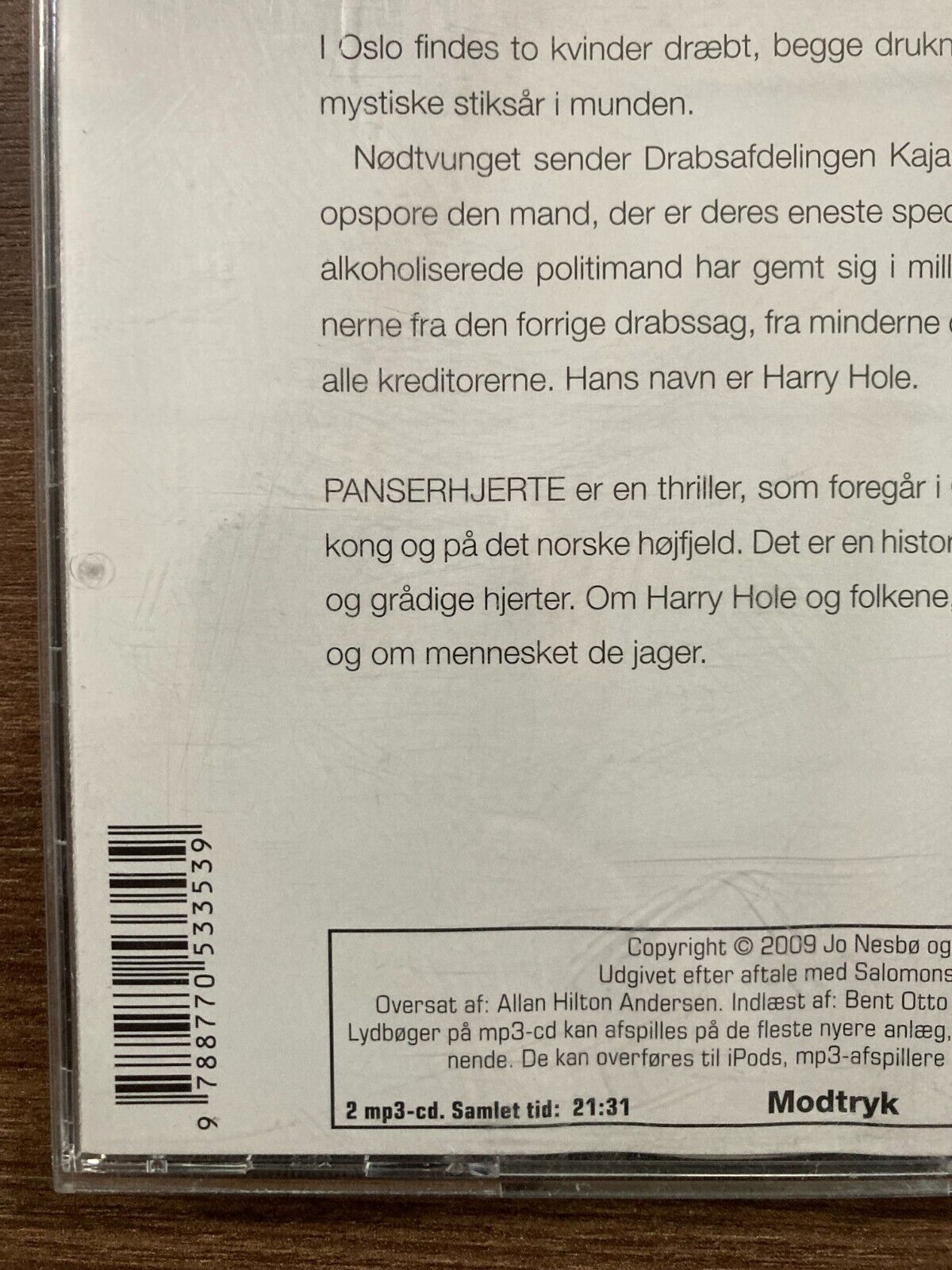 Jo Nesbø Panserhjerte MP3 Audiobook in Danish - Spoken by Bent Otto Hansen