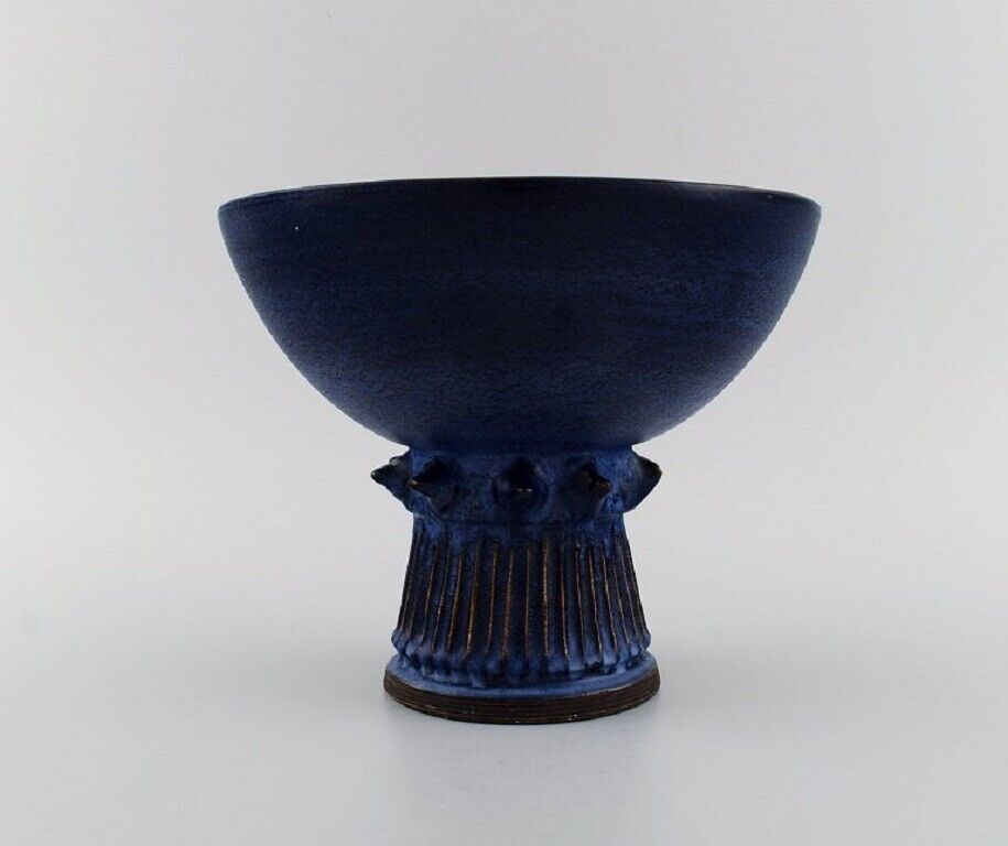 Irma Yourstone (1911-1988) Sweden Bowl on foot in glazed stoneware