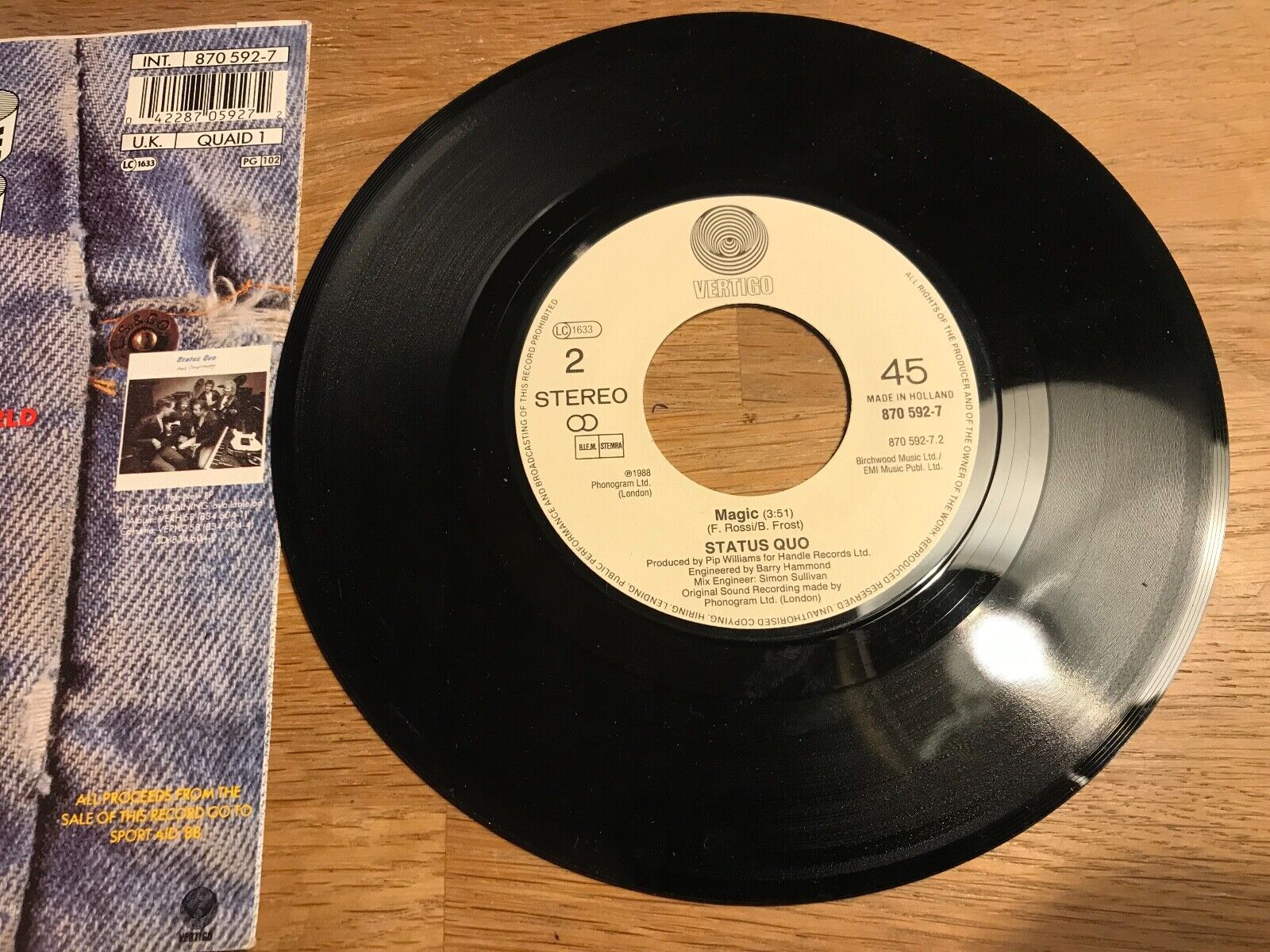 STATUS QUO "RUNNING ALL OVER THE WORLD" 1988 VERTIGO RECORDS SPORT AID ´88