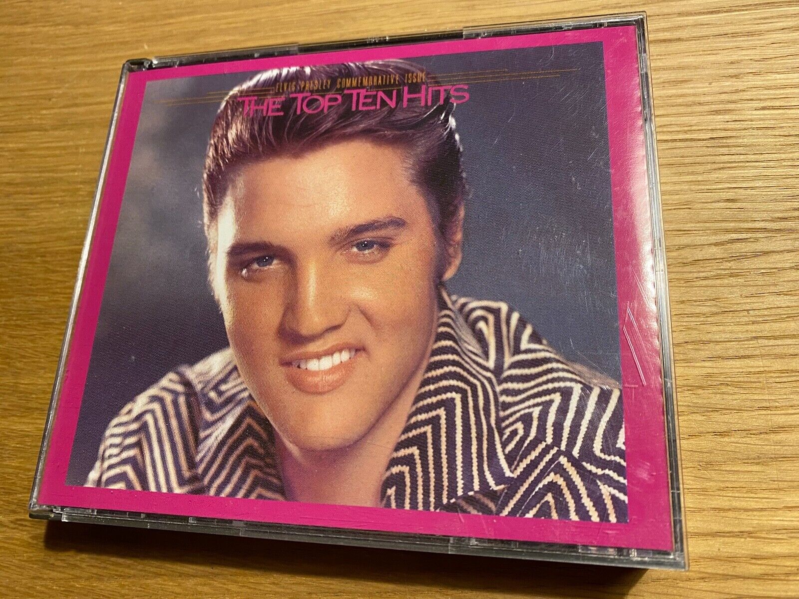 ELVIS PRESLEY "THE TOP TEN HITS" DDD 1987 2 X CD SET 38 TRACK RCA RECORDS GERMAN