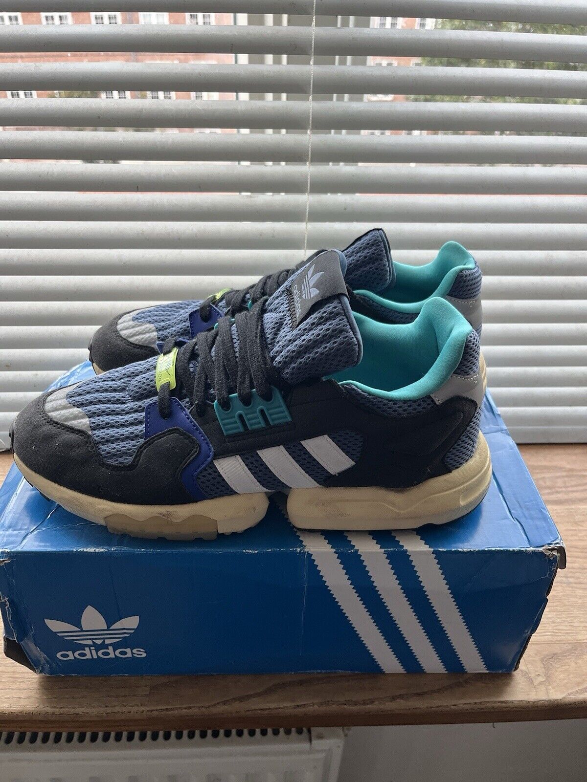 Men's adidas Originals ZX Torsion Lace up Cushioned Trainers. EE4796. SIZE US10.