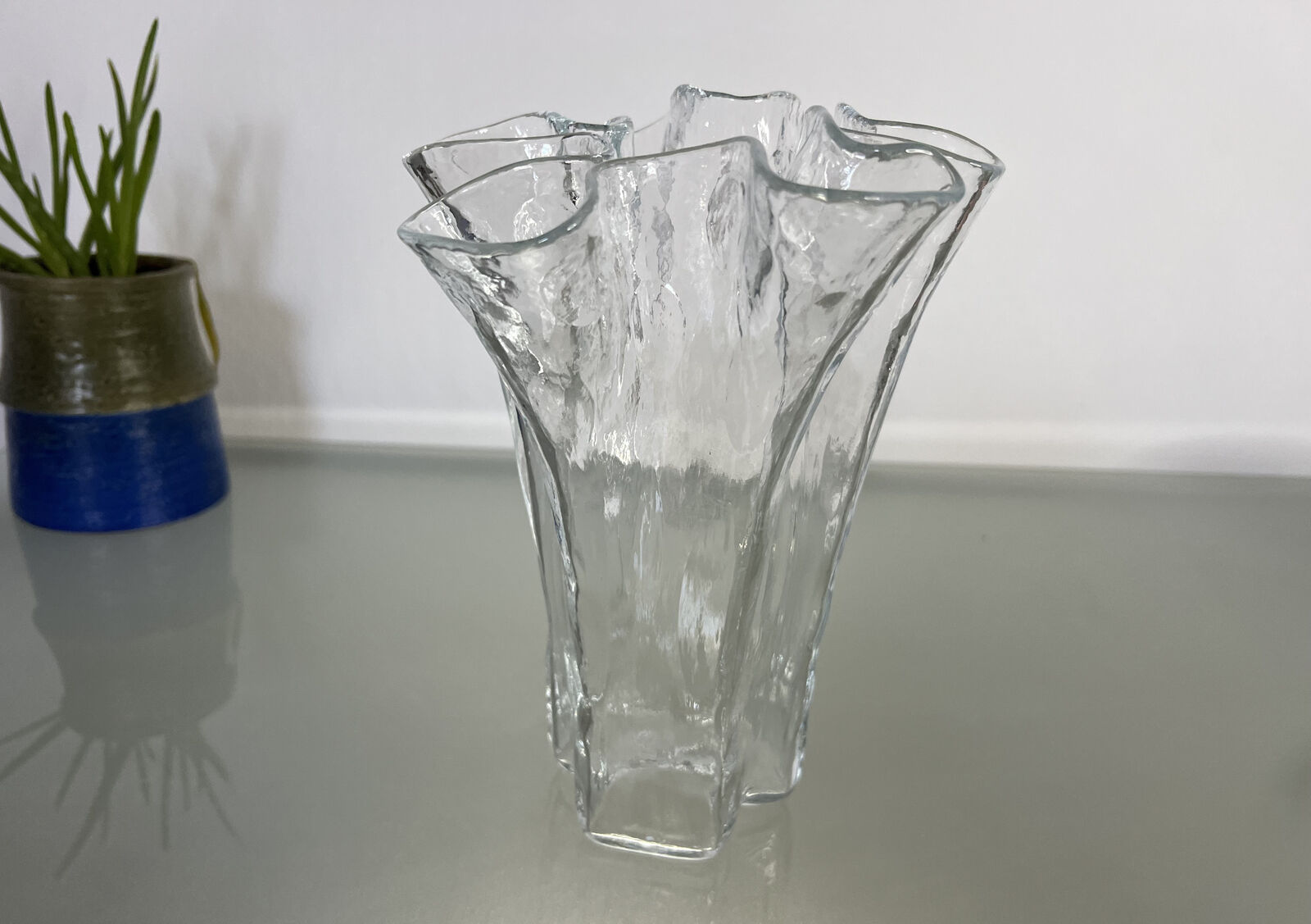 Muurla Finland Eva Glass Vase by Pertti Kallioinen