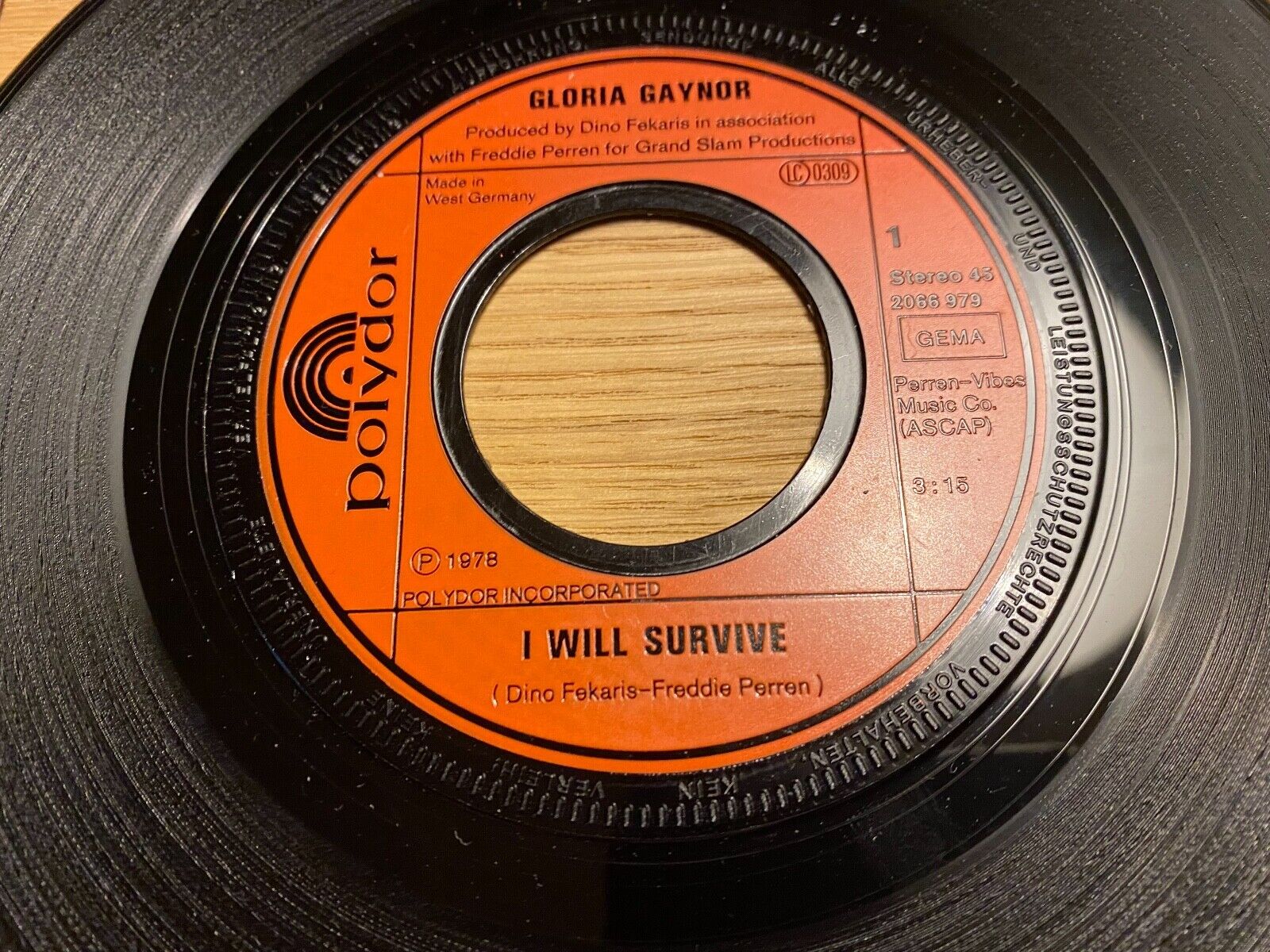 GLORIA GAYNOR "I WILL SURVIVE / SUBSTITUTE" 1978 GERMAN PRESSED SINGLE POLYDOR 7