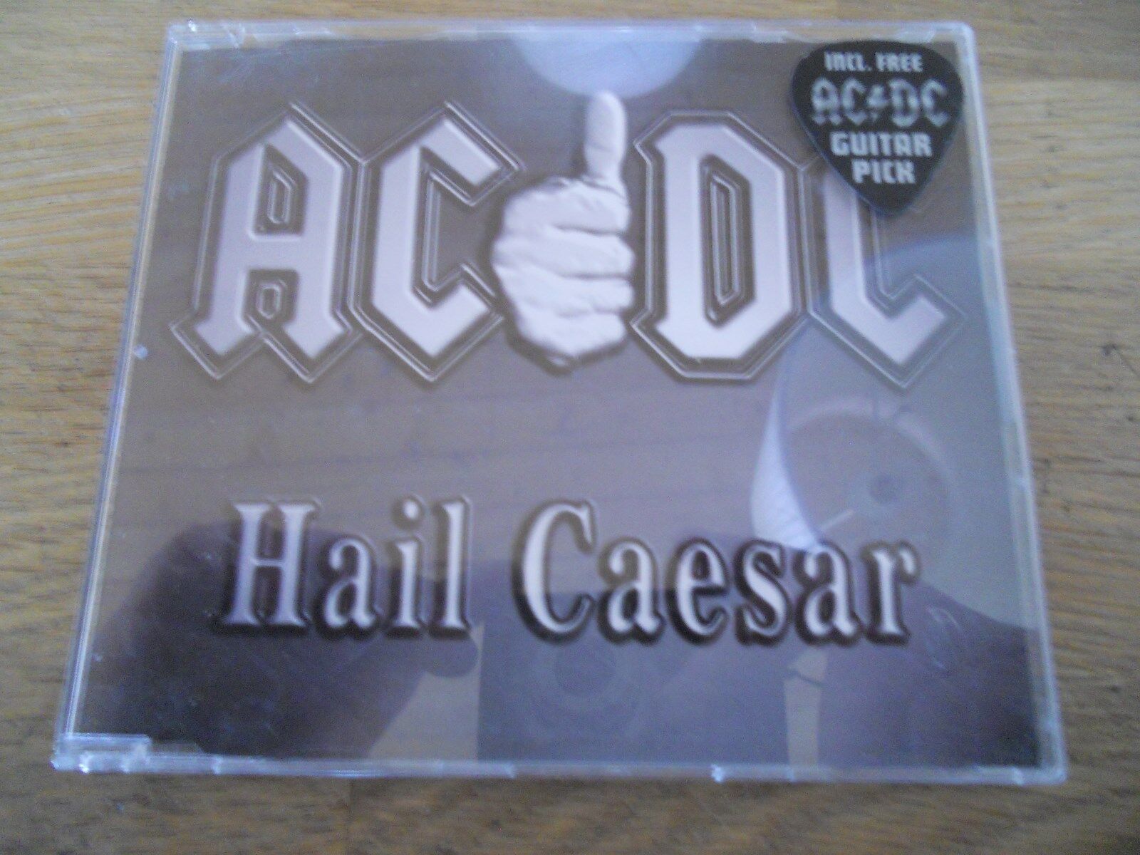 AC/CD HAIL CAESAR / WHISKEY ON THE ROCKS / WHOLE LOTTA ROSIE 3 TRACKS 1995 CD