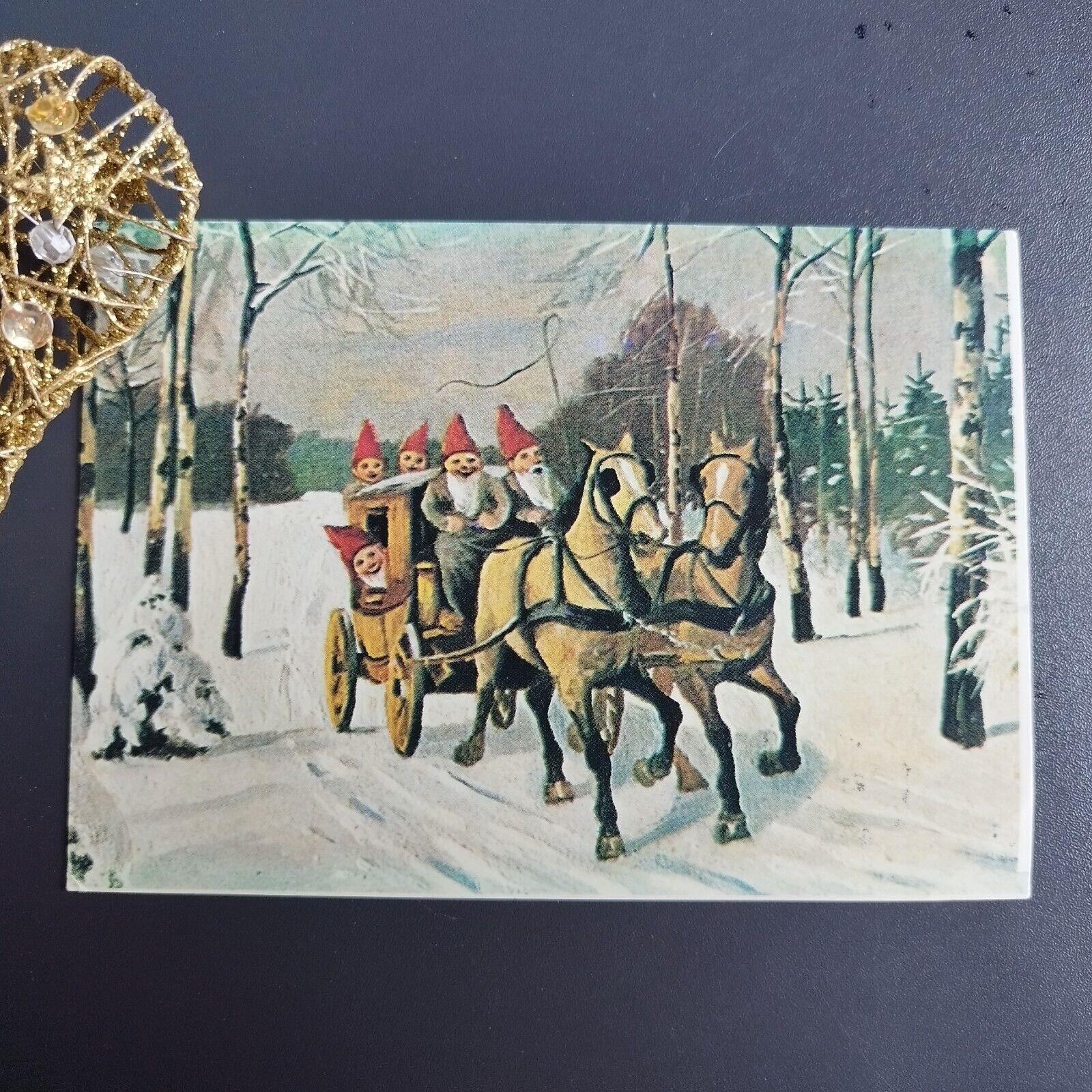 Vintage and collectible Danish Christmas card Posted  1986 ( no X78 )