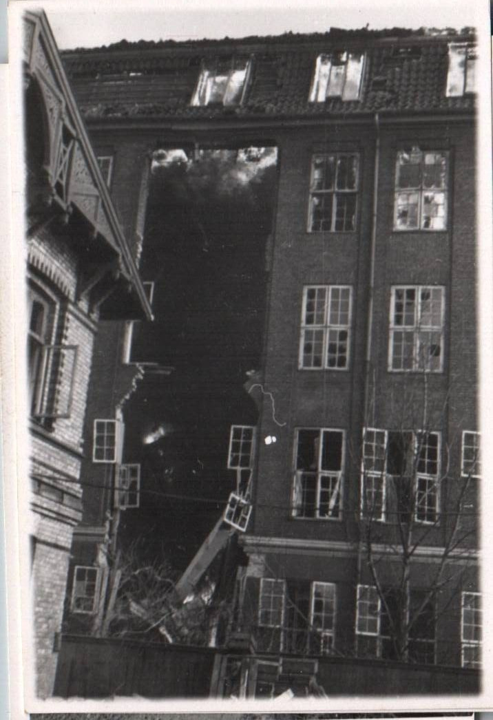 WWII Photo Sabotage Daily Life Copenhagen Denmark Small Size 9x6cm World War 2