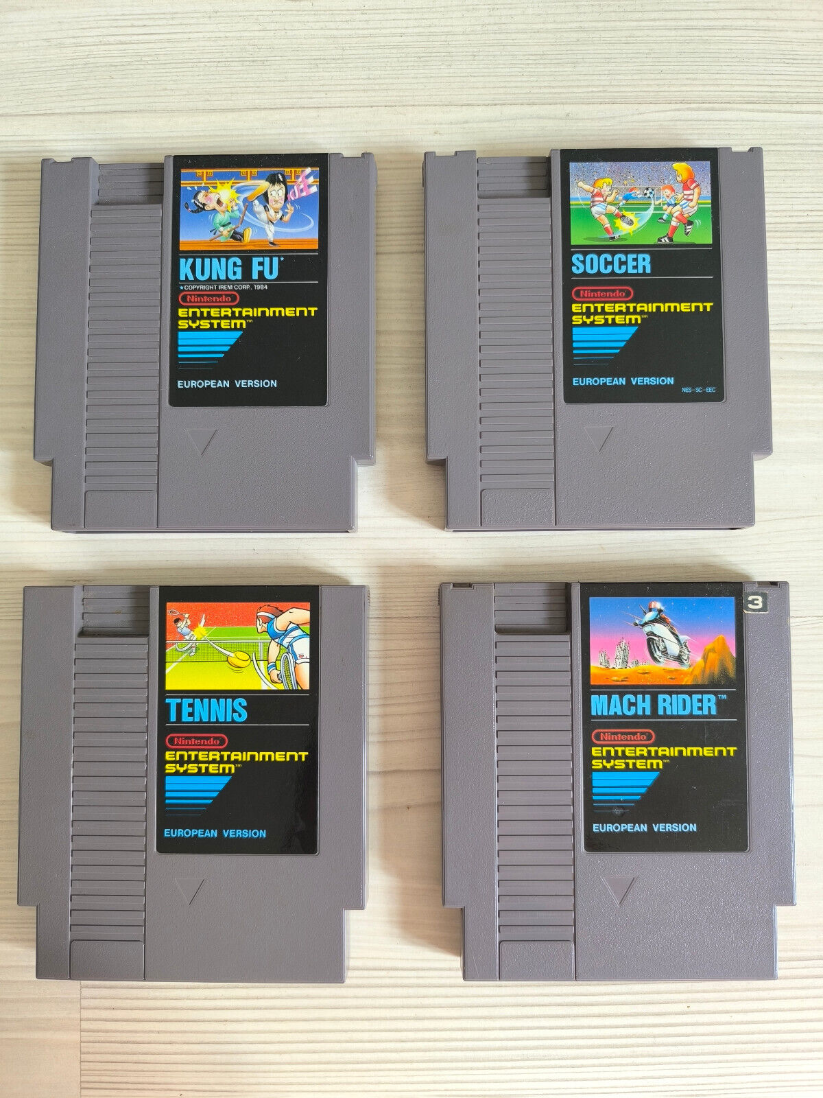 *Nintendo NES* 4 Black Label Games Tennis Soccer Kung Fu  Mach Rider - PAL