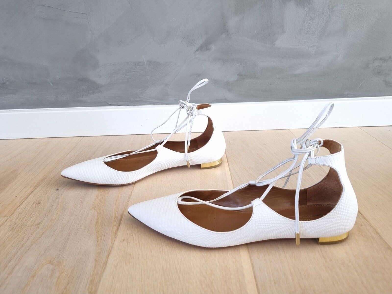 **Aquazzura** White Leather Christy Lace-Up Flats Ballerina Sz 395