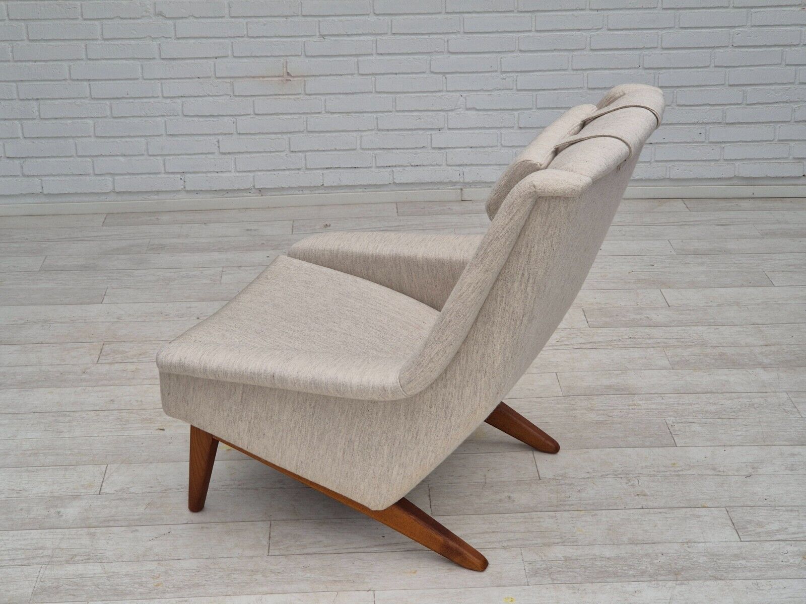 1970s Danish design by Folke Ohlsson chair model 4410 for Fritz Hansen