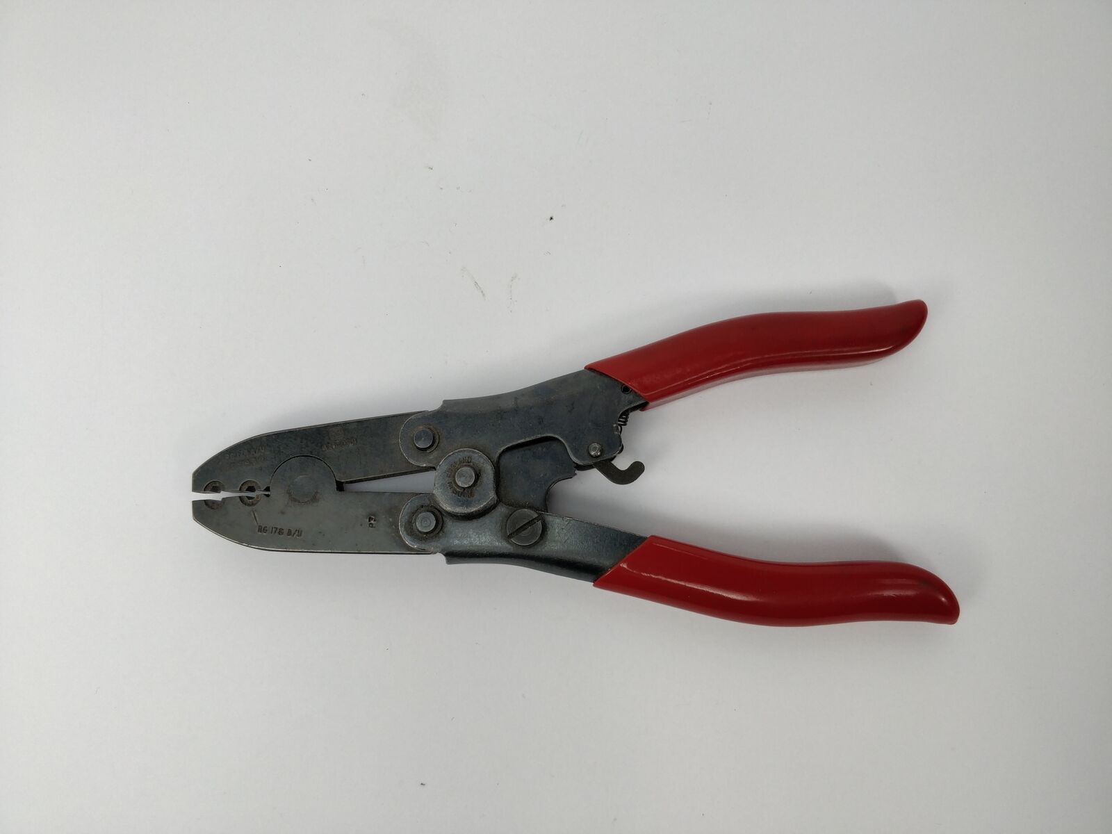 RS Pro 470-099 Ratchet Crimping Tool