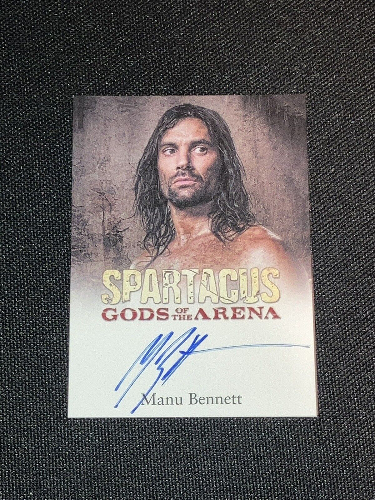 SPARTACUS: GODS OF THE ARENA AUTOGRAPH TRADING CARD SIGNED BY MANU BENNETT