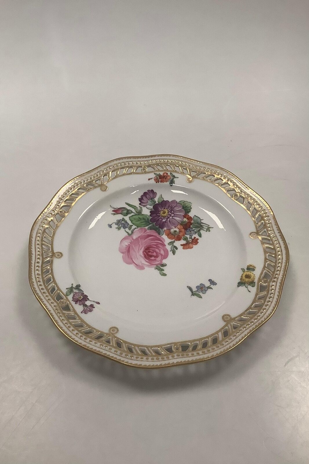 Set of 8 Royal Copenhagen Flora Danica Plates with Flowers No 213/3584