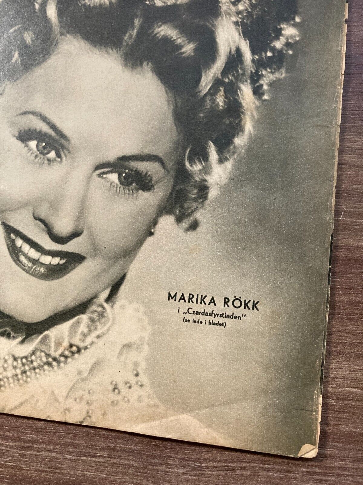 Marika Rökk Front Cover 1950s Complete Antique Danish Magazine "Uge-Magasinet"