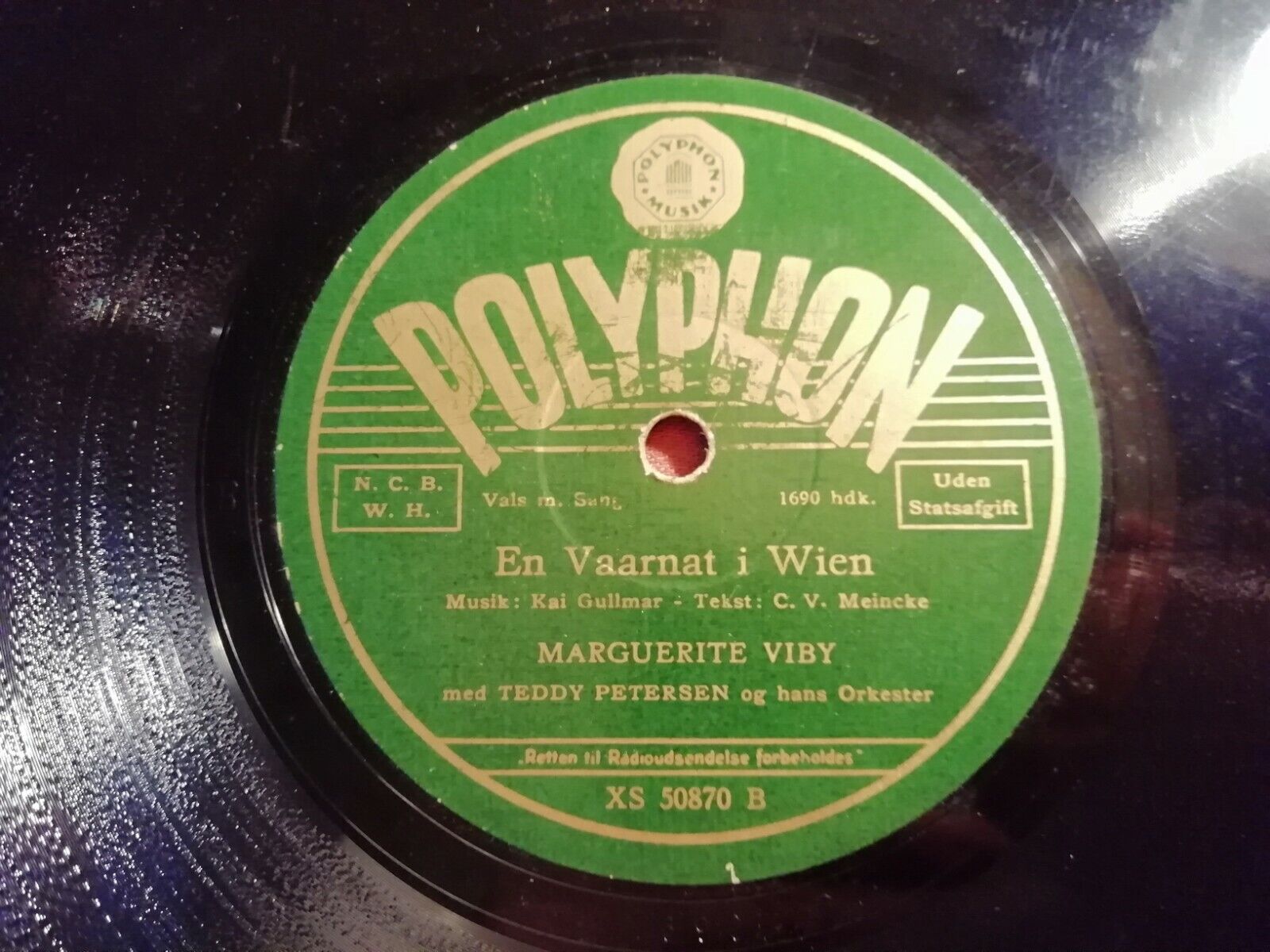 78rpm record: Marguerite VibyWaltzEn Vaarnat i Wien1941 Polyphon XS 50870 A