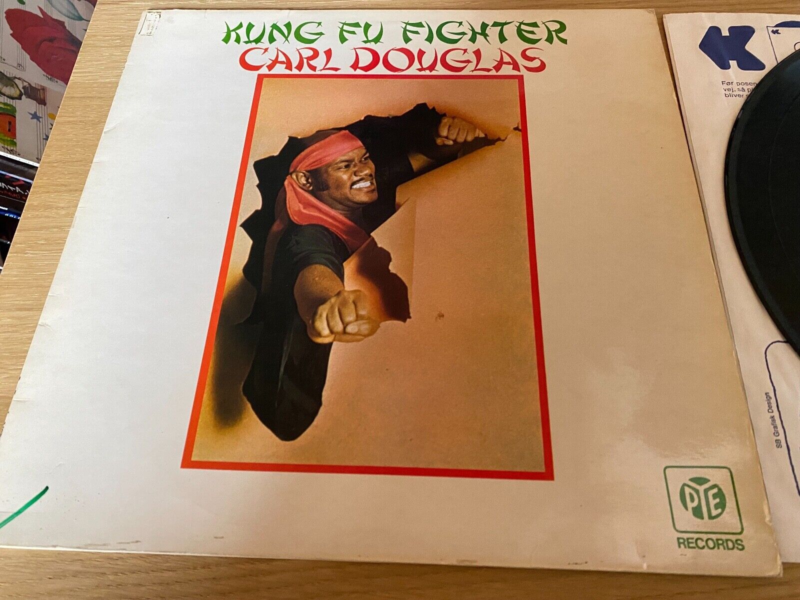 CARL DOUGLAS "KUNG FU FIGHTER" 1974 8 TRACK DANISH PRESS PYE RECORDS LTD NCB 12