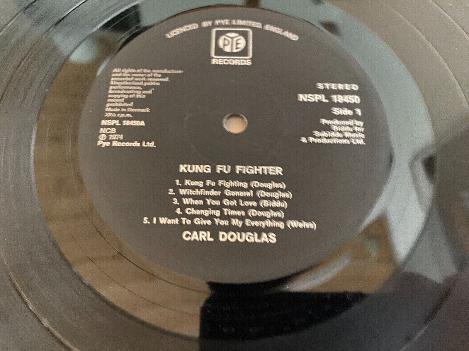 CARL DOUGLAS "KUNG FU FIGHTER" 1974 8 TRACK DANISH PRESS PYE RECORDS LTD NCB 12