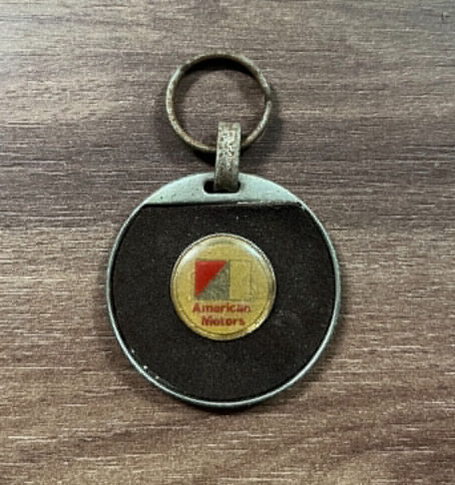 Vintage Toyota Bosch Service Danish Plastic Keychain Car Dealership Retro Design