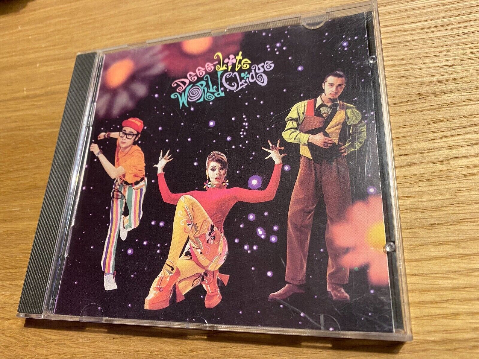 DEEE-LITE "WORLD CLIQUE" 1990 DEBUT CD ALBUM 12 TRACK GERMAN PRESSING ELEKTRA CD