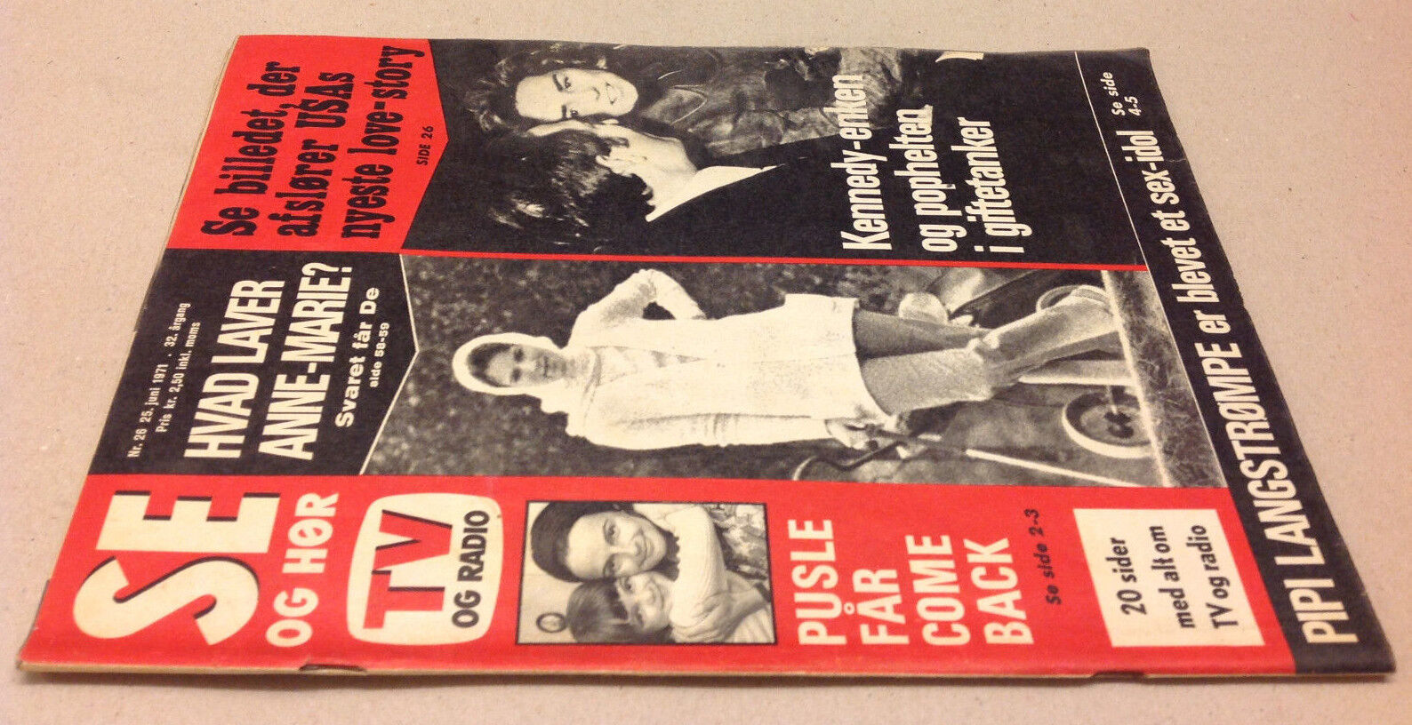 QUEEN ANNE-MARIE OF GREECE + JACKIE ONASSIS KENNEDY ON VTG Danish Magazine 1971