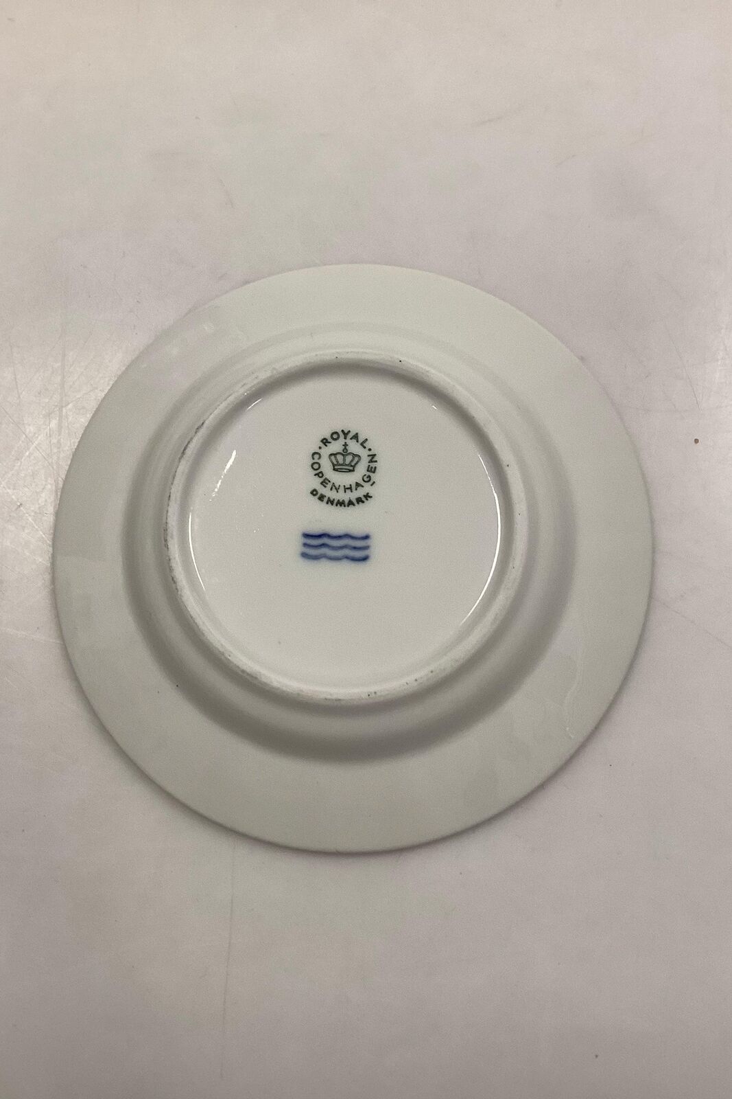 Royal Copenhagen / Aluminia Navy Christmas Plate 1974